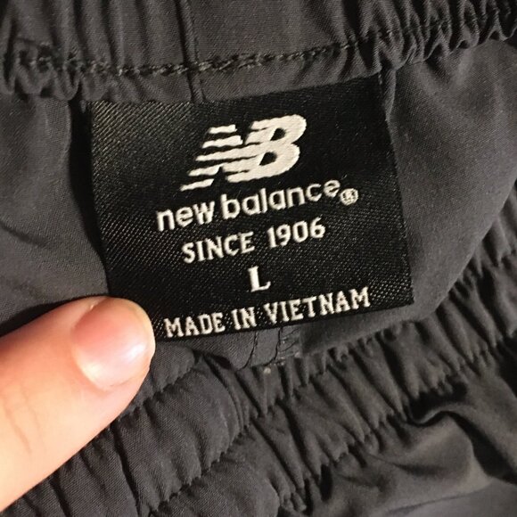 New Balance Mens Track Pants Size Large Polyester Spandex Blend Black - Picture 3 of 10